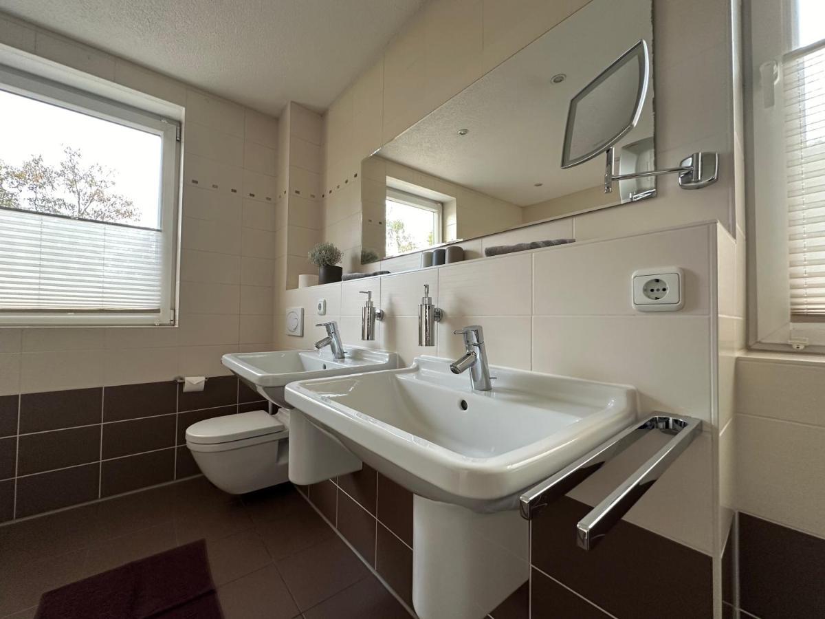 Stadtvilla In Leipzig 7 Personen 3 Schlafzimmer 2 Baeder Garten Und Terrasse Zentral Gelegen Messe Innenstadt Seen Dış mekan fotoğraf